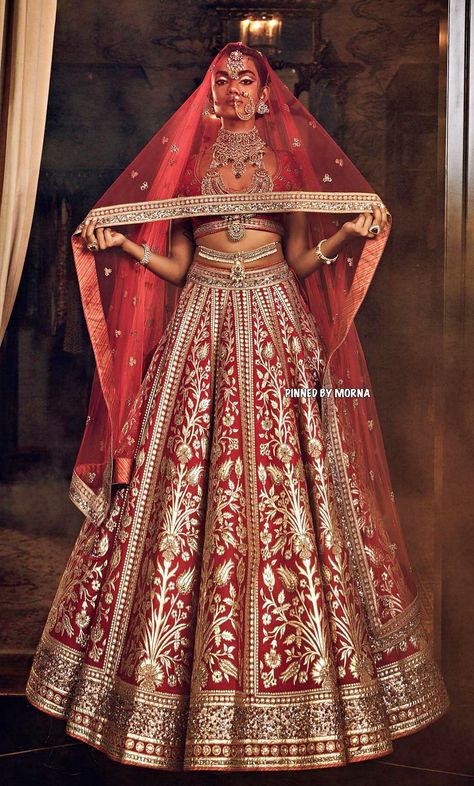 Indian Bridal Wear Red, Latest Bridal Lehenga Designs, Baju Kahwin, Red Bridal Dress, Bridal Lehenga Designs, Latest Bridal Lehenga, Wedding Lehenga Designs, Perhiasan India, Asian Bridal Dresses