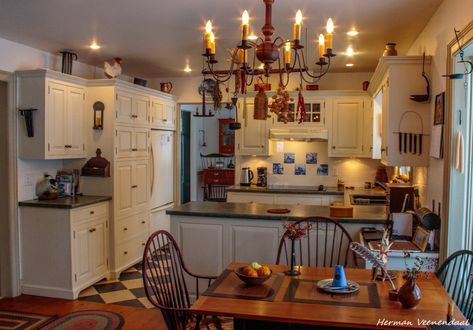 Victoria’s Farmhouse Dollhouse Interior, Primitive Kitchen Pendant Lights & Chandeliers, Farmhouse Kitchen Design, Home Decor Tips, Country Kitchen, Farmhouse Kitchen, My Dream Home, Country House, Home Decor Inspiration