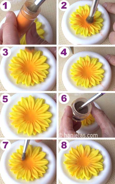 Sunflower Fondant, Sunflower Birthday Cakes, How To Make Sunflower, Sunflower Birthday, Fondant Cake Designs, Cake Classes, Ice Cake, Cerámica Ideas, Fondant Tutorial