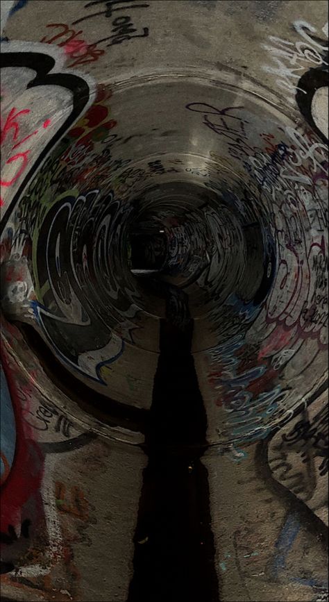 spooky Lost Core Aesthetic, Urban Decay Aesthetic, Creepycore Aesthetic, Obscure Aesthetic, Graffiti Tunnel, Trash Aesthetic, Cool Graffiti, Black Cat Aesthetic, Skateboard Aesthetic