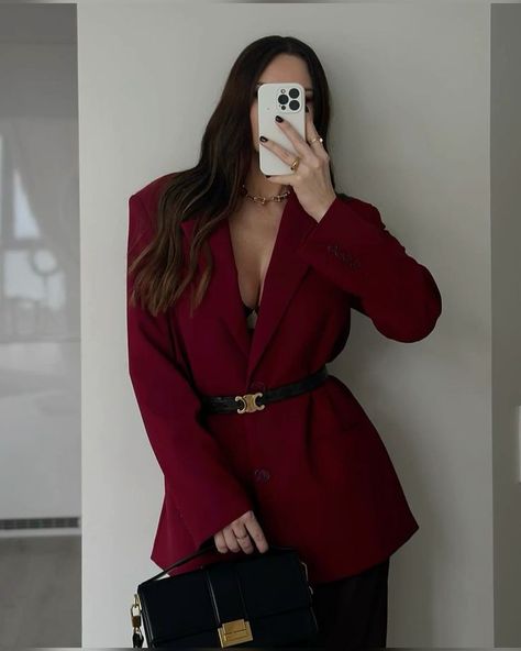 Cherry Red Midi Dress, Midi Leather Skirt Outfit, Red Leather Jacket Outfit, Red Blazer Outfit, Midi Leather Skirt, Korean Style Outfits, Seductive Style, Leather Skirt Outfit, Best Winter Outfits