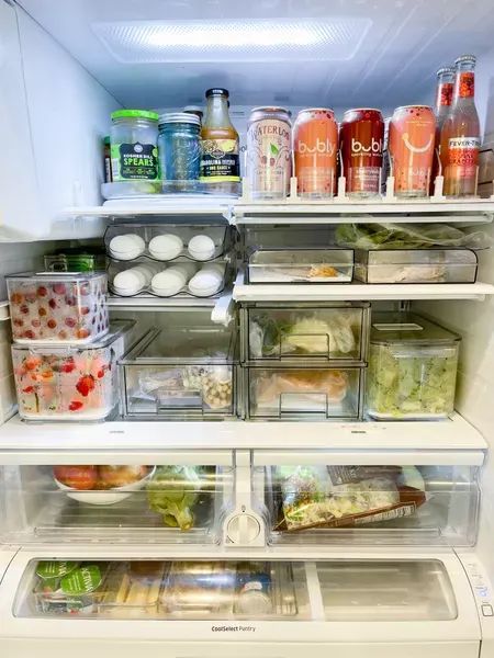 Korean Fridge, Organize Kitchen, Professional Organizing, Refrigerator Organization, Fridge Organization, Plastic Storage Bins, Drawer Dividers, Plastic Bins, Sink Cabinet