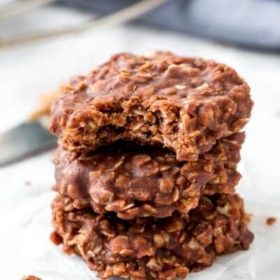 Chocolate Peanut Butter No Bake Cookies Portable Dessert, Easy No Bake Cookies, Quick Cookies, Chocolate Oatmeal Cookies, Peanut Butter No Bake, Quick Treats, Favorite Cookie Recipe, Baking Recipes Cookies, Chocolate Oatmeal