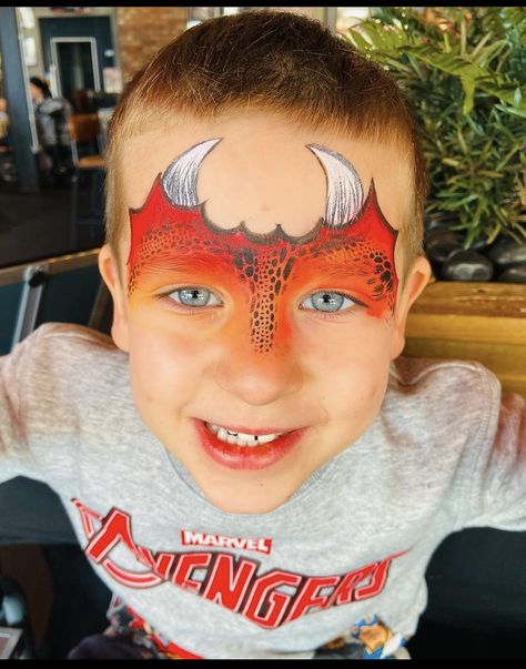 Kids Halloween Face, Dinosaur Face Painting, Monster Face Painting, Dragon Face Painting, Carnaval Make-up, Easy Face Painting Designs, Dragon Makeup, Cool Face Paint, Animal Face Paintings