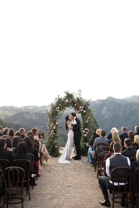 Hilltop Wedding Ceremony, Cliffside Wedding Ceremony, Scenic Wedding Ceremony, Wedding On Cliff, Cliff Side Wedding Ceremony, Wedding On A Hill, Cliff Wedding Ceremony, Hilltop Wedding, Malibu Rocky Oaks Wedding