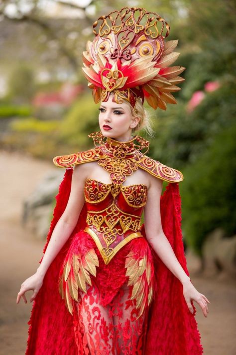 Maria Amanda, Phoenix Costume, Fantasy Dresses, Beautiful Costumes, Fantasy Costumes, Head Piece, Fantasy Clothing, Fantasy Fashion, Instagram Foto