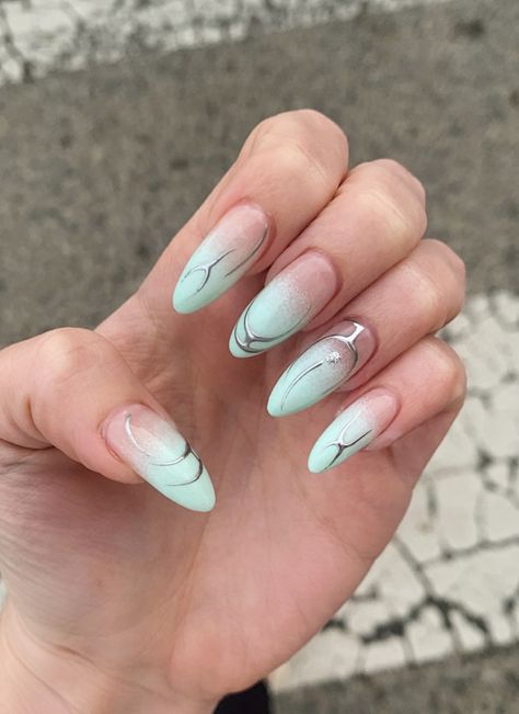 Alien Chrome Nails, Green And Chrome Nails, Alien Nail Art, Alien Nails, Pretty Fingers, Alien Aesthetic, Short Acrylic, Caking It Up, Short Acrylic Nails Designs