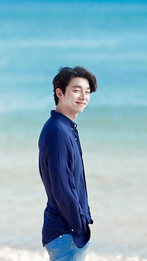 Gong Yoo Wallpaper Hd, Gong Yoo Wallpaper, Gong Yoo Goblin Wallpaper, Gong Yoo Smile, Train To Busan, Goblin Gong Yoo, Coffee Prince, Park Bo Gum, K Wallpaper