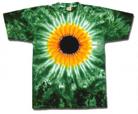 Sunflower Thoughts, T Shirt Makeover, Tie Dye Shirts Patterns, Diy Tie Dye Techniques, Diy Tie Dye Designs, Tie Dye Patterns Diy, Kemeja Lelaki, Diy Tie Dye Shirts, Tie Dye Party