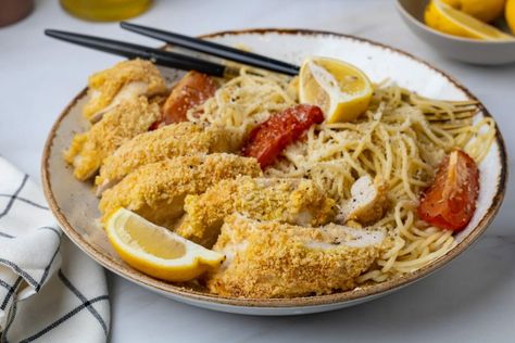 Hello Fresh Parmesan Crusted Chicken Chicken Tenders Oven, Parmesan Crusted Chicken Recipe, Chicken Cream Cheese, Crusted Chicken Breast, Crusted Chicken Recipes, Cream Cheese Sauce, Chicken Baked, Tomato Basil Sauce, Parmesan Crusted Chicken