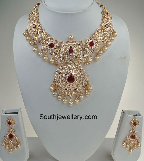 Gold bridal jewellery sets