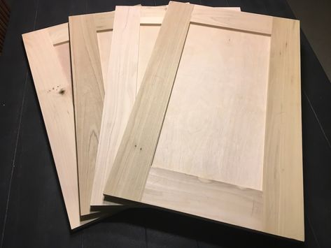 How To Build Flat Panel Cabinet Doors With Your Table Saw Build Cabinet Doors, Flat Panel Cabinet Doors, Flat Panel Cabinet, Kitchen Renovation Diy Ideas, Panel Cabinet Doors, Building Kitchen Cabinets, Diy Cabinet Doors, Refacing Kitchen Cabinets, Kitchen Diy Makeover