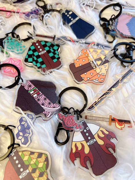 Demon Slayer Keychain, Japanese Anime Character, Anime Keychains, Japanese Cartoon Characters, Tokitou Muichirou, Japanese Demon, Anime Keychain, Rengoku Kyoujurou, Kamado Tanjirou