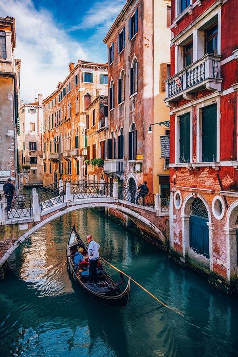 Venice Painting, Italy Venice, Road Trip With Kids, Venice Travel, Italy Aesthetic, Italy Vacation, Beautiful Places To Travel, Pretty Places, Venice Italy