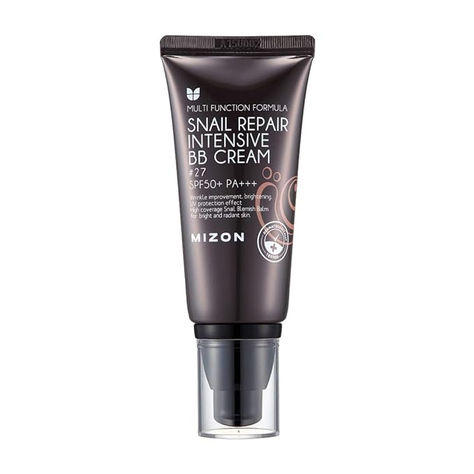 🔸[BB Cream] MIZON´s Snail Repair Blemish Balm Cream is a high-coverage cosmetic with skincare benefits thanks to its well thought formula that provides an even skin tone and hides imperfections, all this while delivering a high coverage that doesn't crack even when several layers are applied. 🔸[Snail Mucin] This BB Cream contains Snail mucin extract, this ingredient delivers moisture into the skin while creating a protective layer preventing hydration from leaving your skin. Sensitive Acne Prone Skin, Skin Care And Makeup, Makeup Coverage, Snail Mucin, Fine Wrinkles, Repair Cream, Bb Cream, Even Skin Tone, Skin Elasticity