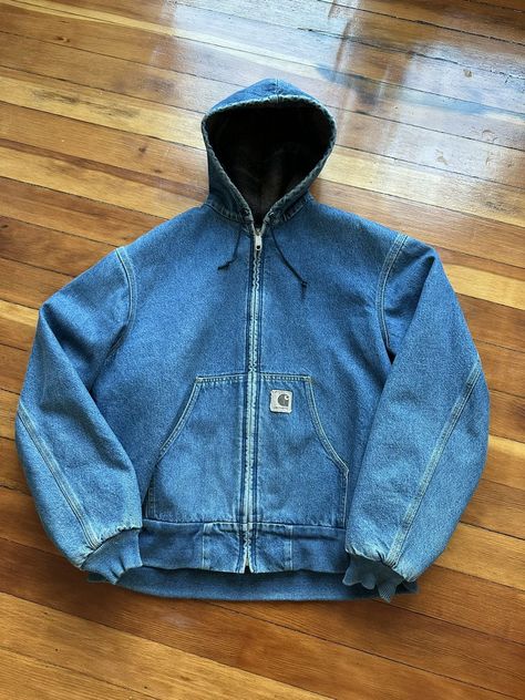 Vintage carhartt denim hooded blue work jacket Sherpa Lined Denim Jacket Outfit, Carhartt Denim Jacket, Sherpa Lined Denim Jacket, Denim Jacket Outfit, Cute Black Guys, Carhartt Jacket, Nike Vintage, Work Jacket, Vintage Denim Jacket