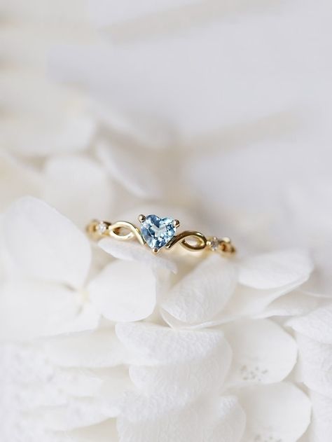 Romantic Birthday Gifts, Crystal Engagement Rings, Princess Diamond Ring, Romantic Birthday, Zierlicher Ring, K Fashion, Zircon Ring, Finger Rings, Princess Diamond