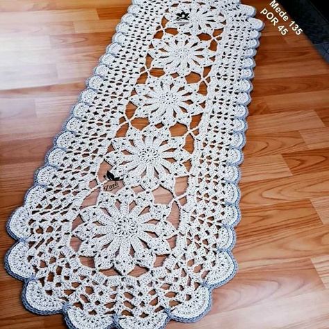 Elegant Easy And Simple Crochet Table Runner for beginners, Freepatterns Placemat Diy, Taplak Meja Crochet, Diy Table Runner, Crochet Table Cloth, Crochet Placemat Patterns, Fillet Crochet Patterns, Crochet Tablecloth Pattern, Table Placemat, Crochet Table Runner Pattern