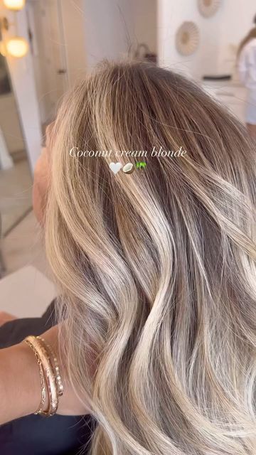 HAIR PAINTERS™ on Instagram: "Coconut cream blonde 🥥 by @_hairbypaula   Toned with @originalmineral clean color 10.0 & 10.13  Check out @simplyorganicofficial to get @originalmineral products to achieve blondes like this ✨njsalon #njhair #njbalayage #nycbalayage #modernsalon #americansalon #showmethebalayage #bestofbalayage #brooklynsalon #mastersofbalayage #balayagegoals #monmouthcountysalon #calistyle #beachwaves #balayageartist #balayageinspo #dailyhairinspo #njbalayagespecialist #hairinspo #hairgoals #BEHINDTHECHAIR #blondehair #blondebalayage #CORCREATOR  #ORIGINALMINERAL  #OANDM  #SIMPLYORGANICBEAUTY  #ORIGINALMINERALUSA" Blonde Hair Grown Out Roots Natural, Coconut Cream Hair Color, Blonde Highlights With Balayage, Coconut Cream Blonde Hair, Coconut Blonde Hair, Toasted Coconut Blonde, Root Tap Blonde, Biscuit Blonde, Caramel Blonde Highlights