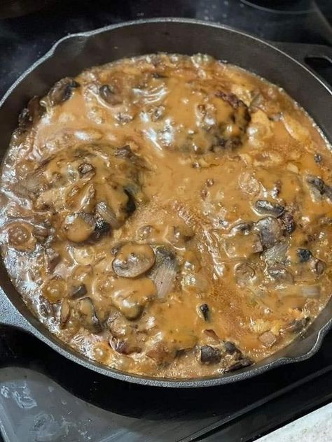 Hamburger Steak With Onions, Steak With Onions, Smothered Steak, Hamburger Steak And Gravy, Ground Chuck, Mushrooms And Onions, Grandma Cooking, Creamed Onions, Hamburger Steak