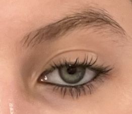 How To Do Eyeliner Waterline, Black Waterline Makeup Natural, Blue Eye Eyeliner, Black Eyeliner Waterline Looks, Makeup Looks Waterline, Blue Tightline Eyeliner, Black Eyeliner In Waterline, Black On Waterline, Black Waterline Makeup Brown Eyes