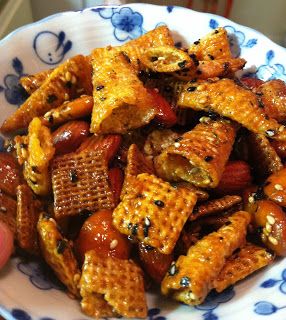 Ono Kine Recipes, Grain Crackers, Chex Mix Recipe, Dried Fish, Chex Mix Recipes, Hawaii Food, Snack Mix Recipes, Hawaiian Food, Party Mix