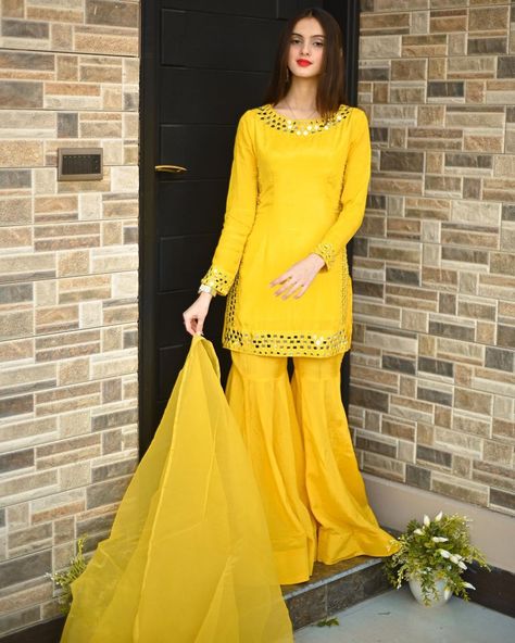 Dress For Haldi Function, Haldi Function Dress, Shalwar Designs, Haldi Function, Sharara Designs, Pakistan Dress, Asian Bridal Dresses, Lehenga Designs Simple, Simple Kurta Designs