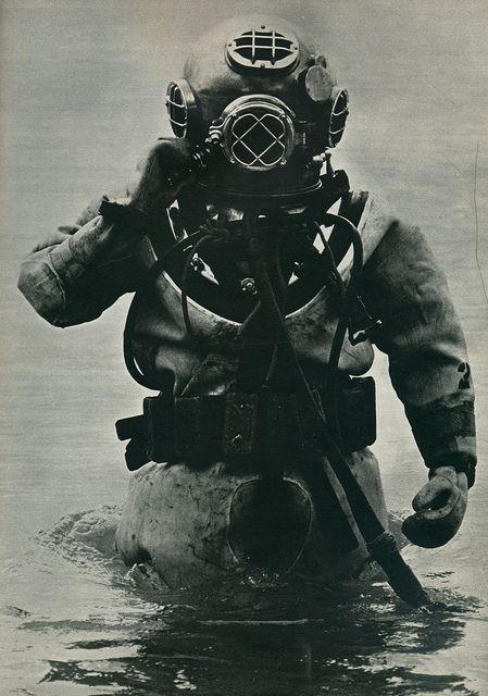 diver by petercat.harris, via Flickr Diver Outfit, Diver Tattoo, Heavy Gear, Scuba Diving Quotes, Diver Art, See Tattoo, Navy Diver, Deep Sea Diver, Diving Helmet