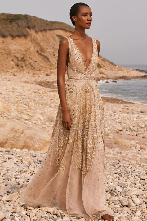 Couture Champagne Wedding Dresses: Cucculelli Shaheen Embroidered A-Line Gown Gaun Tulle, Evermore Fashion, Cucculelli Shaheen, Gold Wedding Dress, Wedding Dress Champagne, Silk Tulle, Champagne Wedding, Ivory Wedding Dress, Tulle Gown