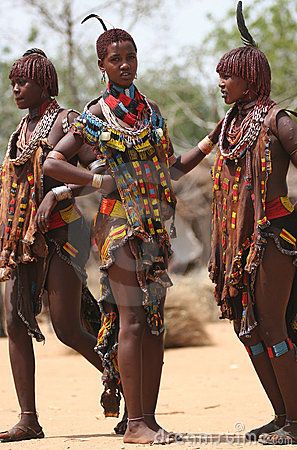 People of Africa, portraits of African Tribal Ethnic Groups. Ethiopia Afro Inspiration, Africa Beauty, Africa Tribes, Tribes Of The World, Earth People, Culture Aesthetic, Africa People, Culture Clothing, African People