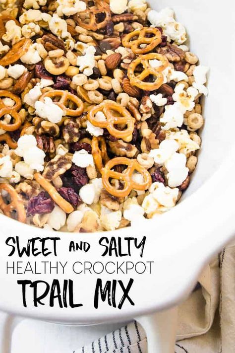 SWEET & SALTY CROCK POT HEALTHY TRAIL MIX | Happy Food, Healthy Life Trail Mix Healthy, Crock Pot Healthy, Vegan No Bake Cookies, Trail Mix Recipe, Healthy Trail Mix, Vegan Crockpot Recipes, Vegan Crockpot, Dessert Hummus, Healthy Homemade Snacks