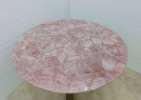 Unique Rose Quartz Stone Coffee Table - Round Centerpiece Design - Gemstone Coffee Table Decor - Round Stone Top Quartz Coffee Table, Quartz Table, Living Room Interiors, Centerpiece Home, Agate Table, Stone Coffee Table, Round Tables, Round Table Top, Crystal Rose