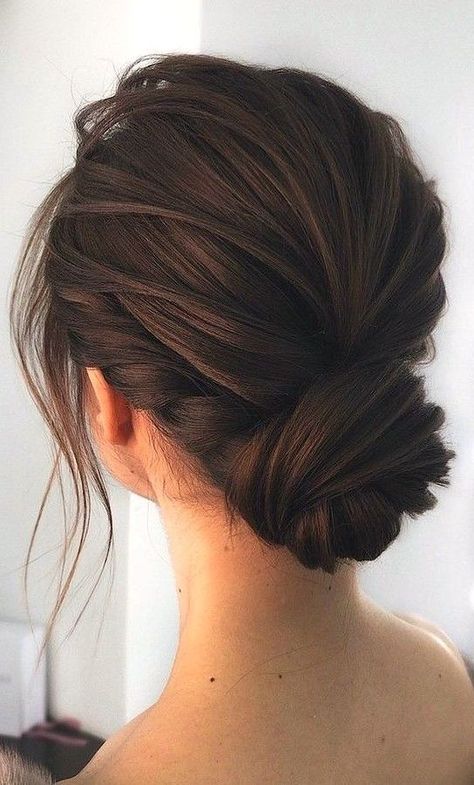 Wedding Hair Up, Vintage Wedding Hair, Bridal Hair Updo, Bun Hairstyle, Wedding Hair Inspiration, Low Bun, Wedding Hair Down, Penteado Cabelo Curto, Bridal Hair And Makeup