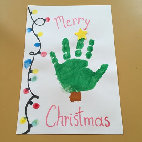 Christmas Cards Handmade Kids, Classroom Christmas Crafts, Baby Christmas Crafts, Winter Crafts Preschool, Christmas Art For Kids, Christmas Lesson, Handprint Christmas, Preschool Christmas Crafts, Christmas Cards Kids