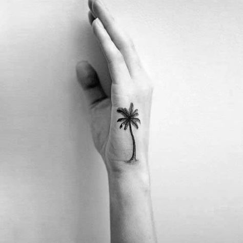 Palm Tree Manly Side Hand Tattoo Design Ideas For Men Herren Hand Tattoos, Tree Tattoo Men, Side Hand Tattoos, Tiny Finger Tattoos, Hand And Finger Tattoos, Palm Tattoos, Tree Tattoo Designs, Palm Tree Tattoo, Beach Tattoo