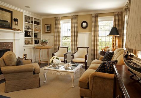 Striped Walls Living Room, Traditional Design Living Room, Tan Walls, Gold Sofa, Traditional Interior Design, Family Room Ideas, Traditional Living, Traditional Living Room, Family Room Design