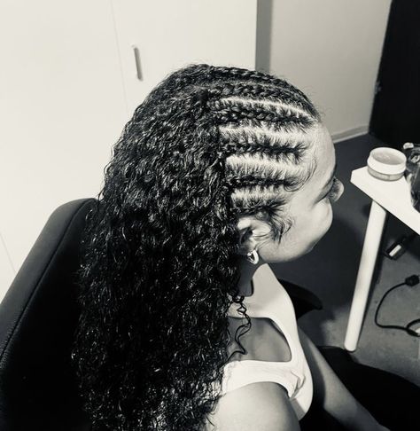 Halfway Cornrow Hairstyles, Half Cornrows Curly Hair, Curly Hair With Cornrows, Braids Going To The Back With Curls, Braids To Curly Hair, Braids Going Back With Curls, Half Braid Half Curly Natural Hair, Curly Hair Braided Styles, Braids To Do On Natural Hair