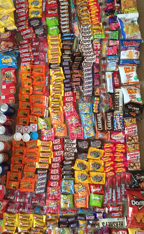 All of my Halloween candy!!! Snacks Junk Food, Candy Stash, Sleepover Snacks, Snack Shack, Snack Organizer, Sleepover Food, Junk Food Snacks, Fun Sleepover Ideas, Snack Foods