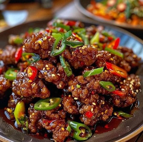 Marion Grasby - Recipes | Crispy Chilli Beef 🌶️ | Facebook Crispy Chilli Beef, Kong Recipes, Soul Food Recipes, Black Pepper Beef, Marion Grasby, Pepper Beef, Grandma Cooking, Beef Steak, Good Ole