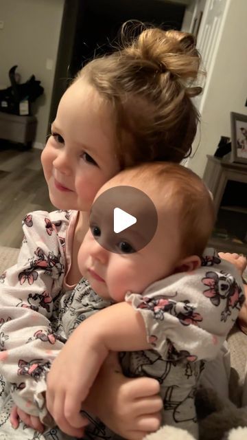 12M views · 1.6M likes | Hannah Jacob on Instagram: "that’s HER baby. #siblings #cute #funny #viral #babies" Baby Siblings, Romantic Love Photos, Funny Baby Faces, November Baby, Funny Baby Gif, Beautiful Gray Hair, Mom Life Quotes, Growing Out Short Hair Styles