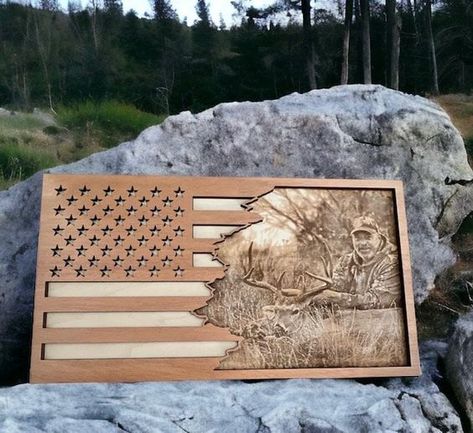 Laser Cut Christmas Ideas Christmas Gifts For Hunters, Diy Gifts For Hunters, Hunting Boyfriend Gifts, Wood Engraved Signs, Wood Engraving Art, Laser Engraved Christmas Gifts, Wood Laser Projects, Cnc Laser Ideas, Homemade Wood Gifts