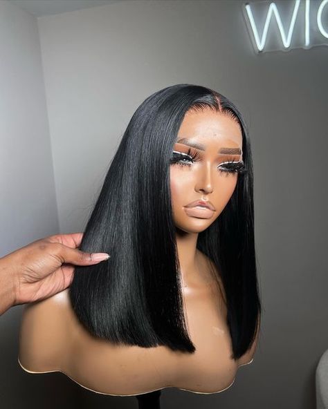 Short Black Wigs, Bob Cut Wigs, Closure Wigs, Bob Lace Front Wigs, Beautiful Wigs, Dope Hairstyles, Long Bob Hairstyles, Black Wig, Short Bob Wigs