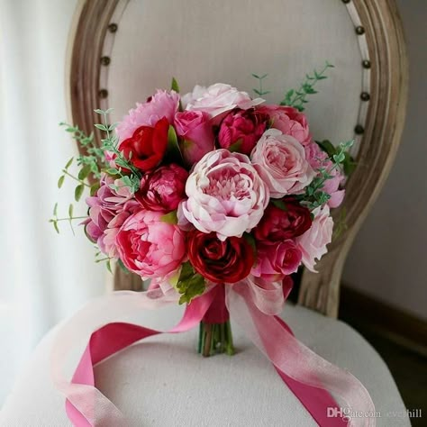 Ball Bouquet, Pretty Wedding Bouquet, Wedding Flowers Peonies, Spring Wedding Bouquets, Peony Bouquet Wedding, Red Bouquet Wedding, Bouquet Bride, Summer Wedding Bouquets, Red Bouquet