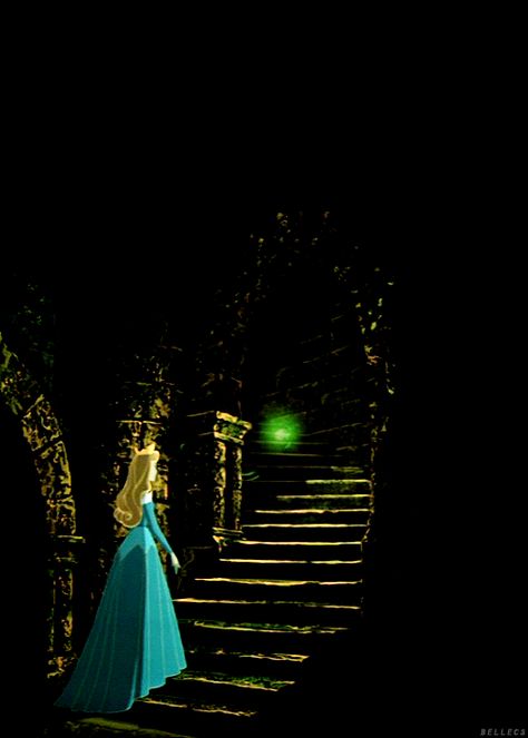 Sleeping Beauty (1959) Aura Sleeping Beauty, Sleeping Beauty Aesthetic Blue, Sleeping Beauty Animation, Princess Aroura Aesthetic, Aroura Sleeping Beauty, Aurora Sleeping Beauty Wallpaper, Princesa Aurora Aesthetic, Sleeping Beauty Aesthetic Wallpaper, Aurora Sleeping Beauty Aesthetic