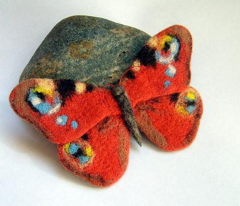 Hand Feted Brooch, Felt brooch, Felt butterfly, Orange peacock, cristmas gift, needle felted brooch, felt jewelry,gifts for woman, brooches Felt Art Embroidery, Felting Projects For Beginners, Needle Felting Pictures, How To Felt Wool, Felted Jewelry, Needle Felting Tutorials, Felt Bunny, Felt Jewelry, Wet Felt