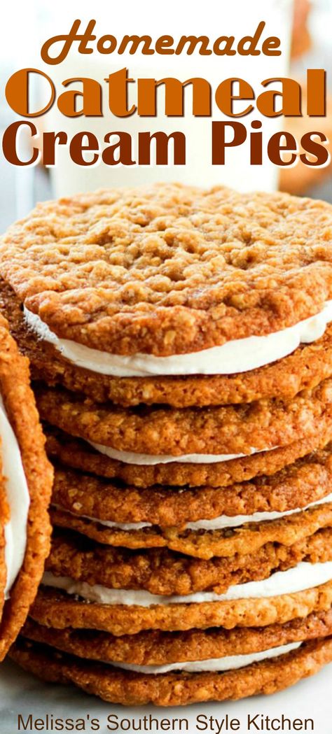 Homemade Oatmeal Cream Pies, Spiced Oatmeal, Oatmeal Creme Pie, Oreo Desserts, Oatmeal Cream Pies, Homemade Oatmeal, Cream Pies, Oatmeal Cream, Cookies Baking