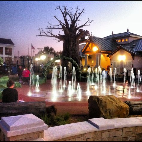 River Front Park in Owensboro KY Owensboro Kentucky, Owensboro Ky, Incredible Photos, Big Town, My Old Kentucky Home, Ohio River, Main Street, Family Travel, Places Ive Been