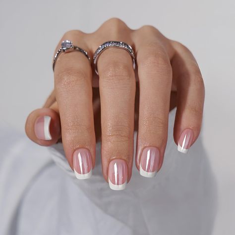 White Nails Gel Short Design, Chrome French Tip Short Nails, Square Oval French Nails, Short French Tip Polygel Nails, Wedding Nails Square Short, Glaze French Tip Nails, Shirt Classy Nails, Recruitment Nails Sorority, French Tip Pearl Chrome