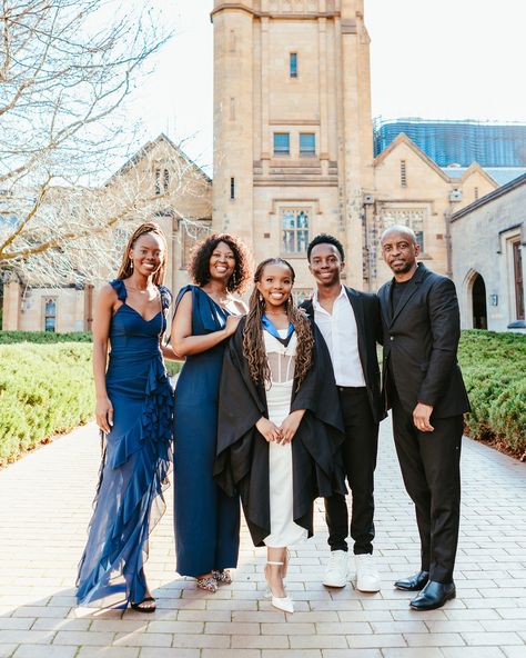 Graduation photoshoot for Pabi 🎉🥂 What an exciting thing to be apart of! Capturing photos of many months/years of hard work and accomplishment. #graduation #graduate #photoshoot #melbourne Graduation Picture With Family, Graduation Pics With Family, Grad Family Photos, Grad Family Photo Ideas, Graduation Photoshoot With Family, Graduation Family Photos, Family Graduation Photoshoot, Graduation Pictures With Parents, Graduation Pictures With Family