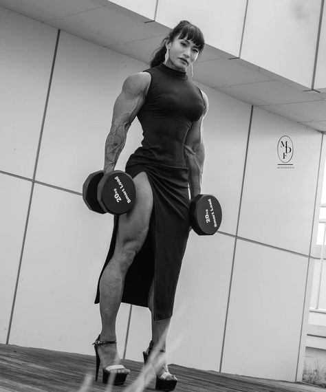 Muscular Asian women, bodybuilders, fitness competitors, and athletes. Korean Female Bodybuilder, Power Lifter Physique, Muscular Woman Fashion, Muscular Woman Outfits, Buff Women In Dresses, Muscular Woman Character Design, Tone Body Inspiration, Buff Women Aesthetic, Muscular Back Women